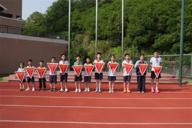 1761121567251129.jpg infoflow_2025-10-22_16-19-51.jpg